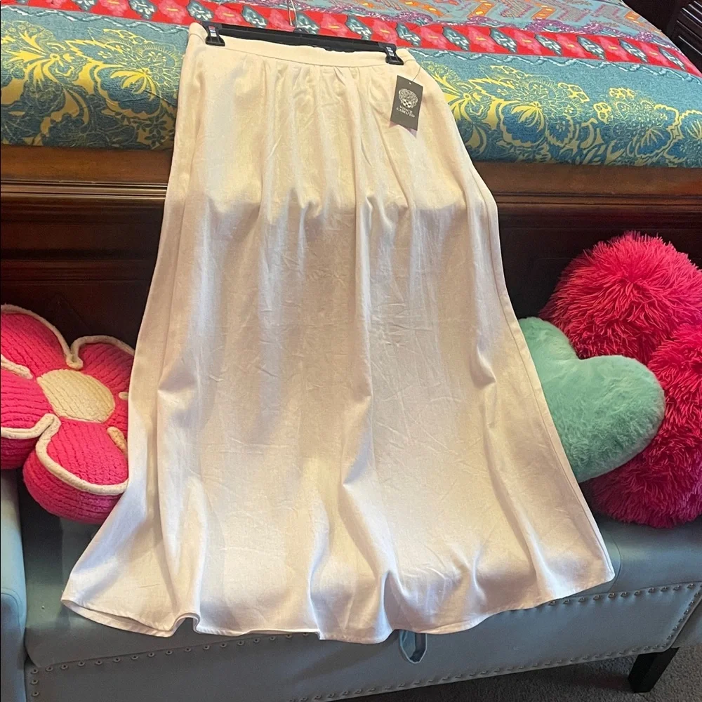 Elegant White Linen Women's Skirt - Picture 2 of 8